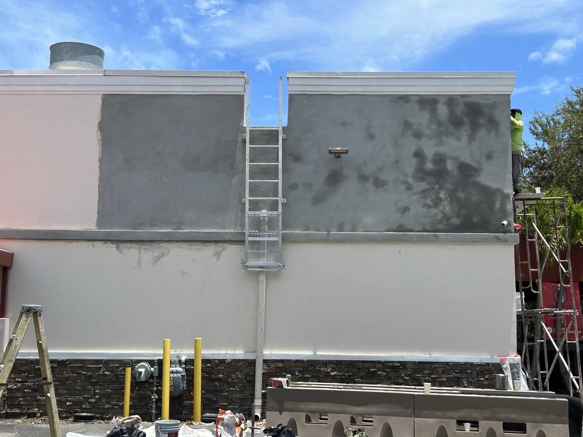 Residential stucco work by Simon Stucco Services in Jensen Beach, Florida