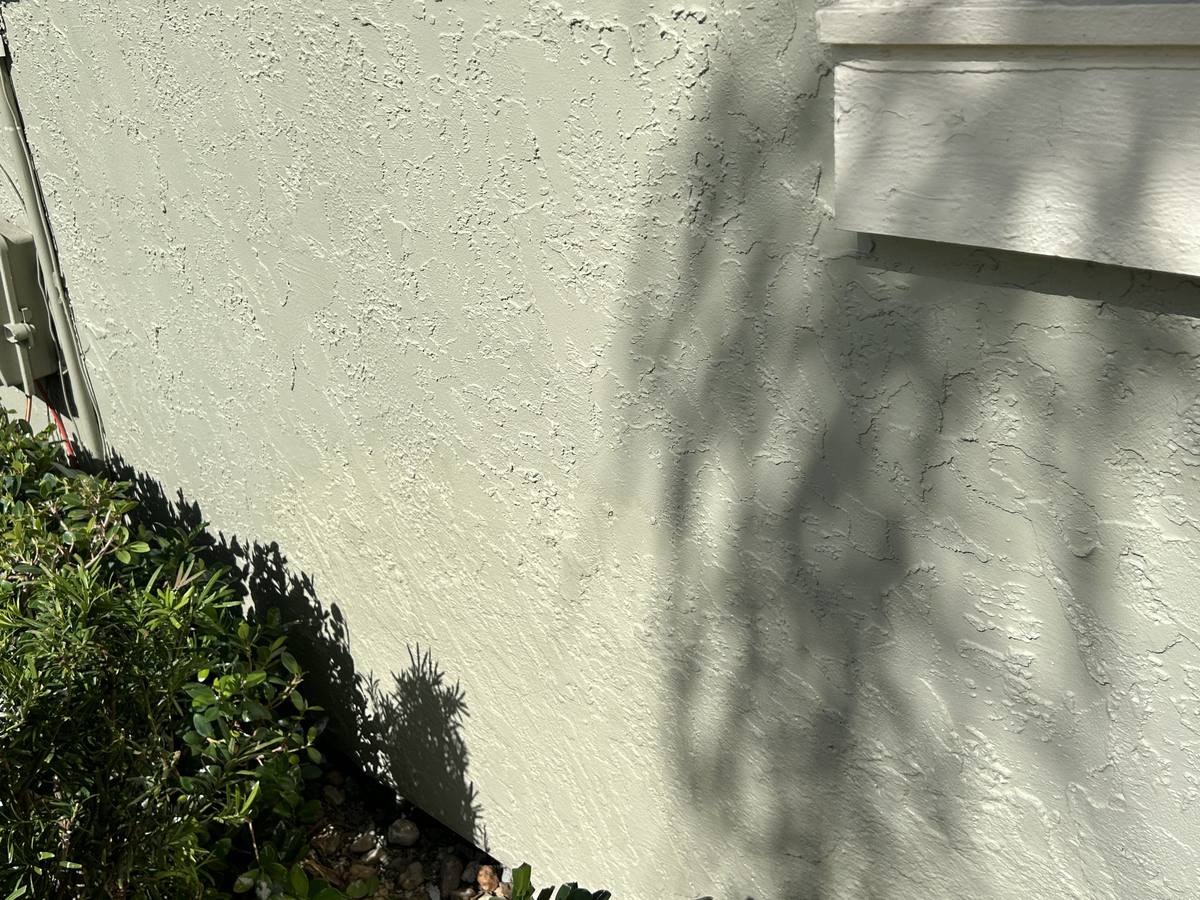 Stucco Texture Matching example by Simon Stucco Services in South Florida